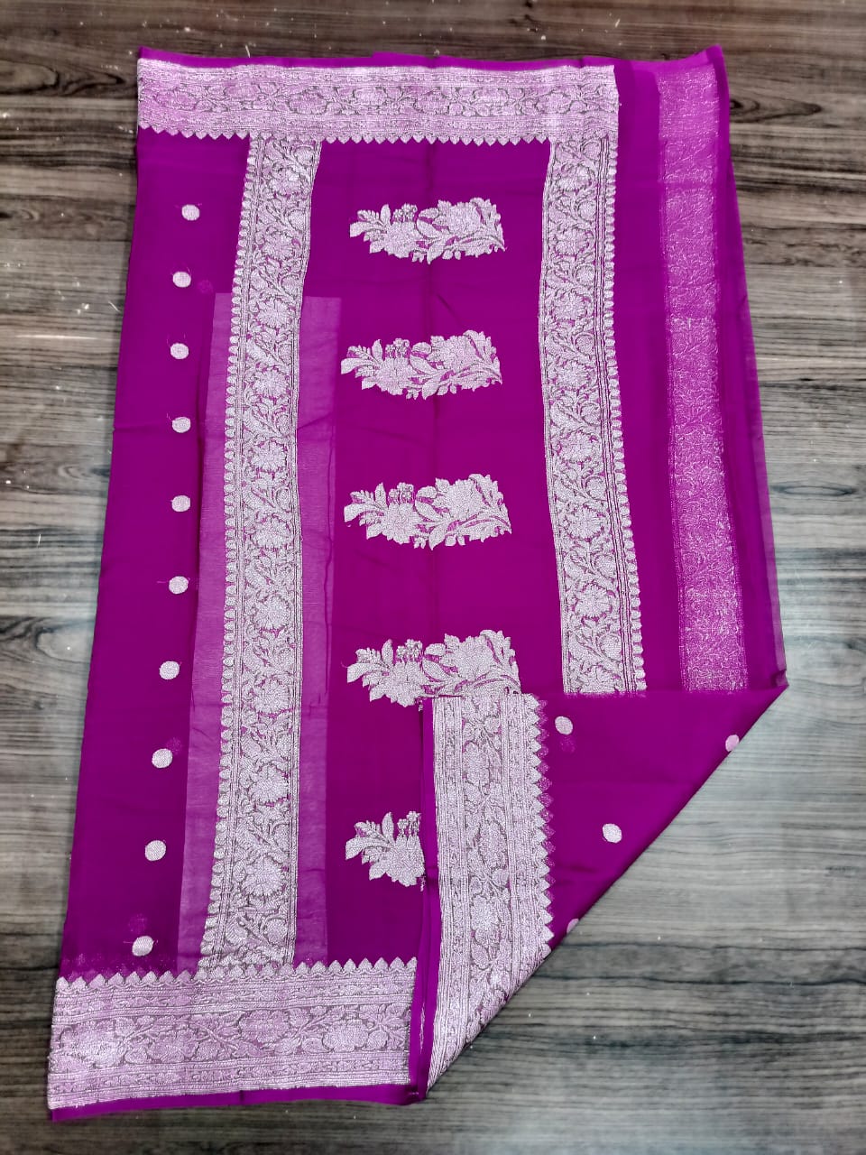 Banarasi Khaddi Georgette Pure Silk Kaduwa Weaving Silver Zari Saree