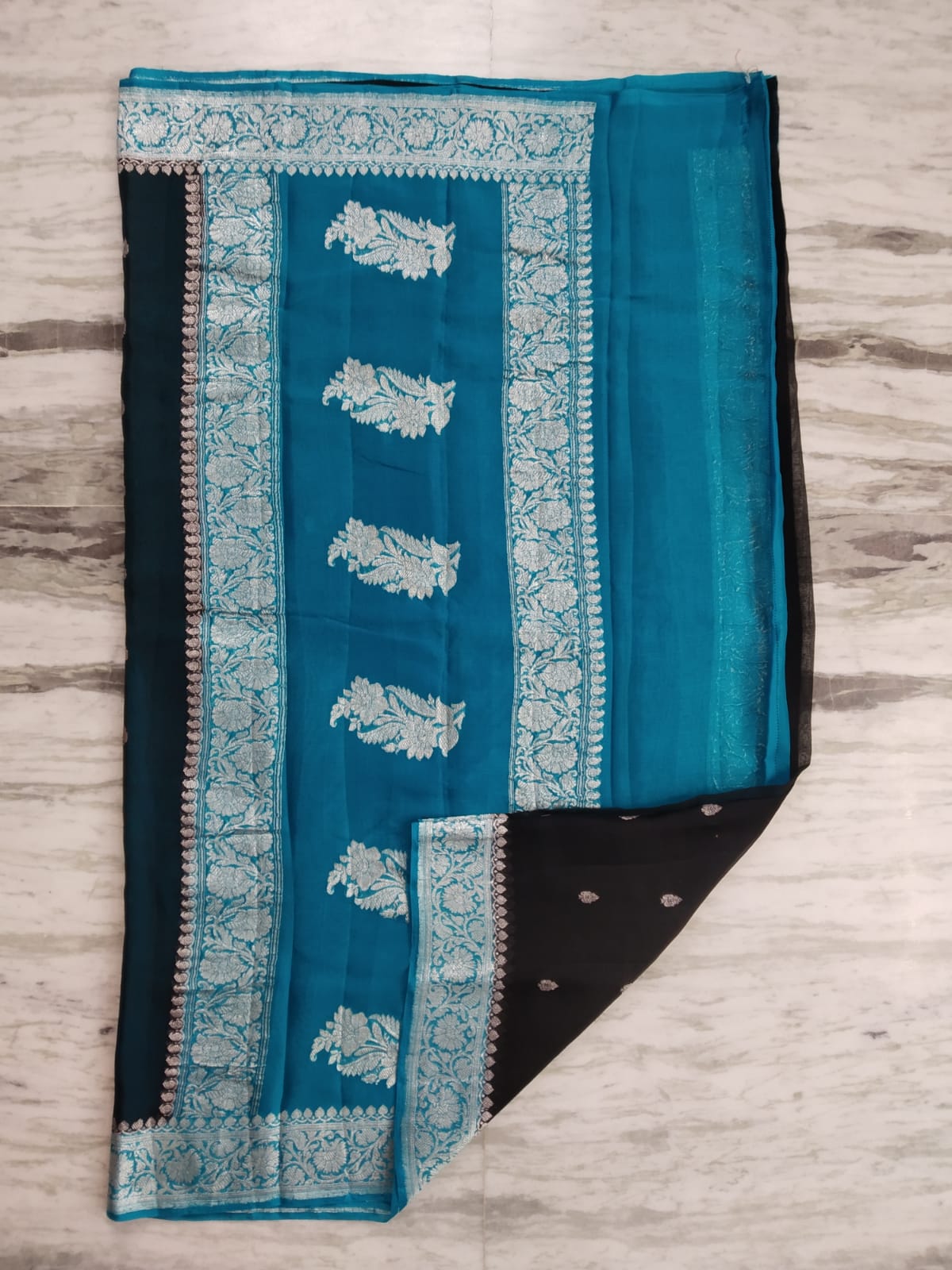 Banarasi Khaddi Georgette Pure Silk Kaduwa Weaving Silver Zari Saree