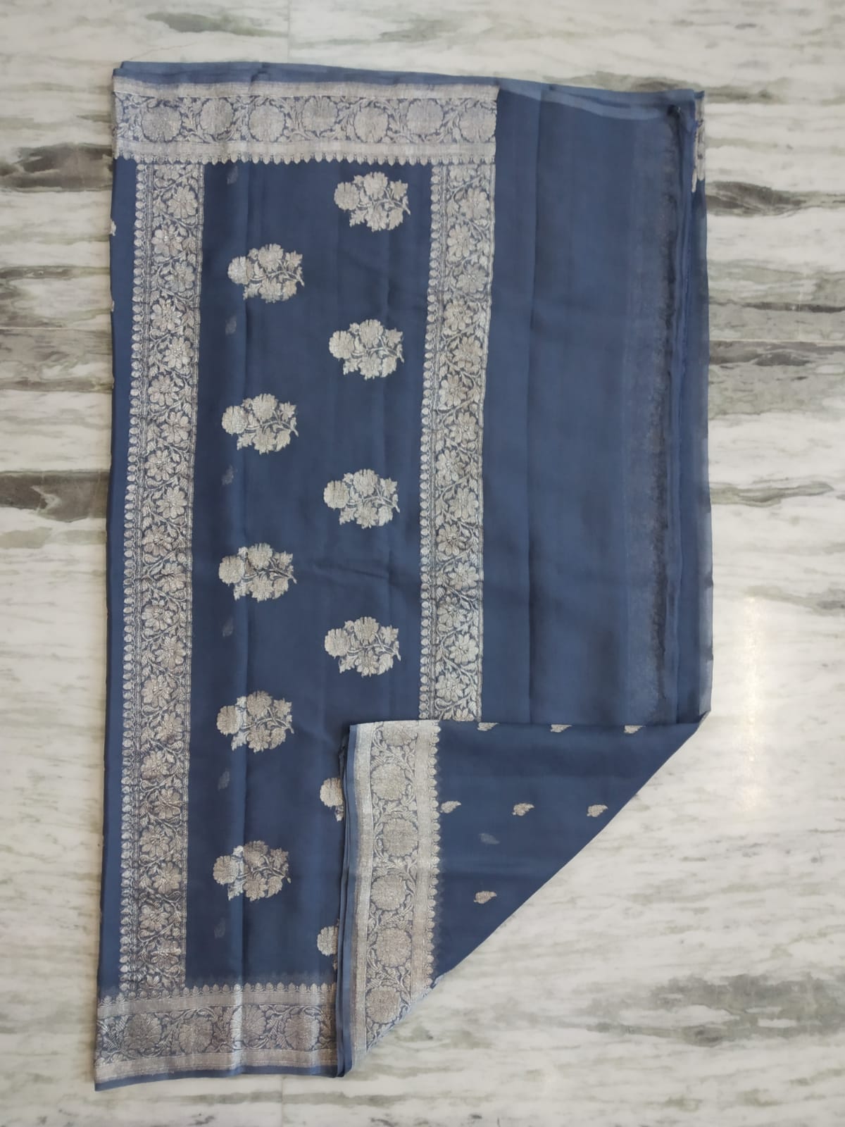 Banarasi Khaddi Georgette Pure Silk Kaduwa Weaving Silver Zari Saree