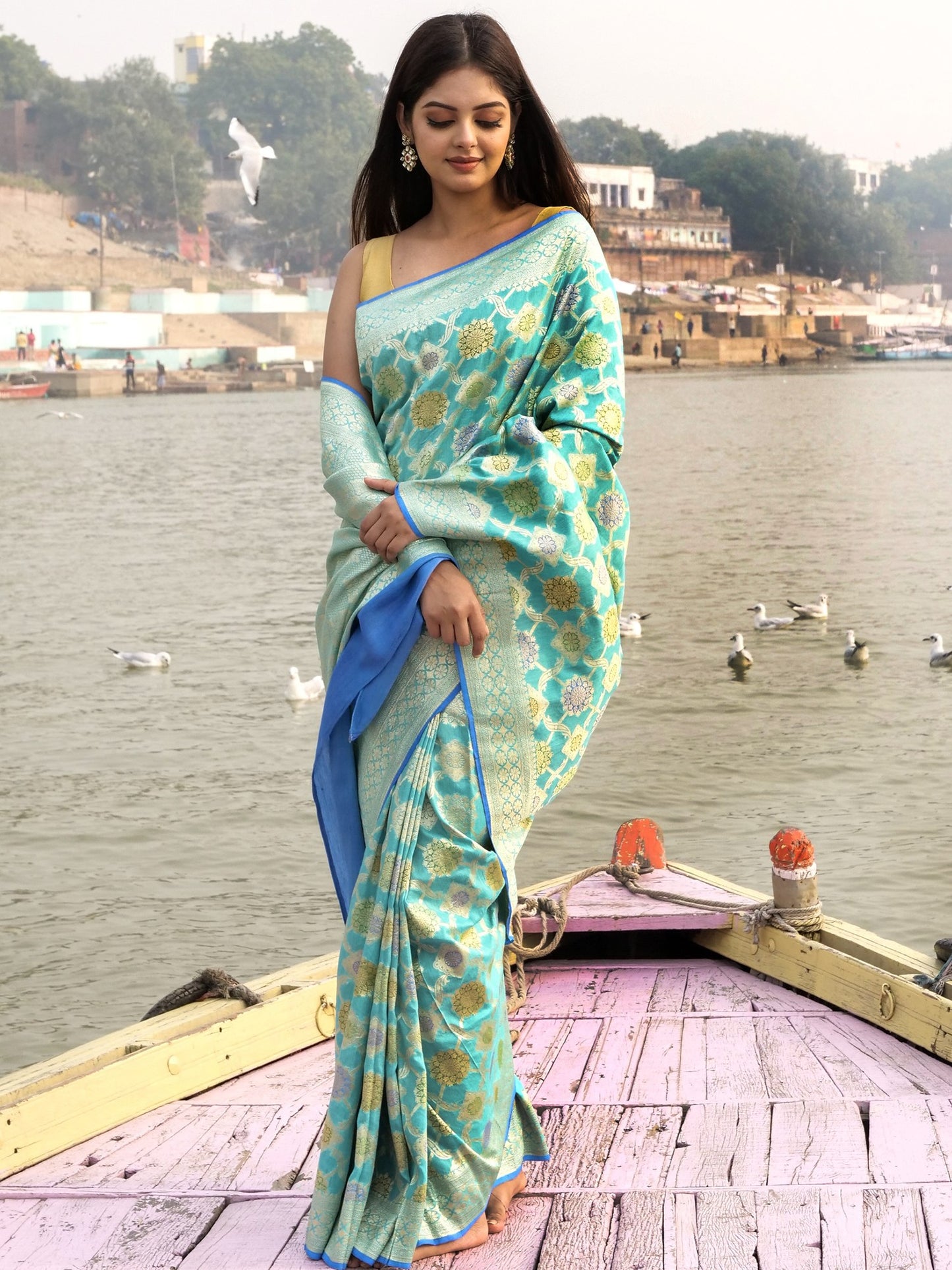Banarasi Handloom Pure Moonga Silk Brush Dye Saree