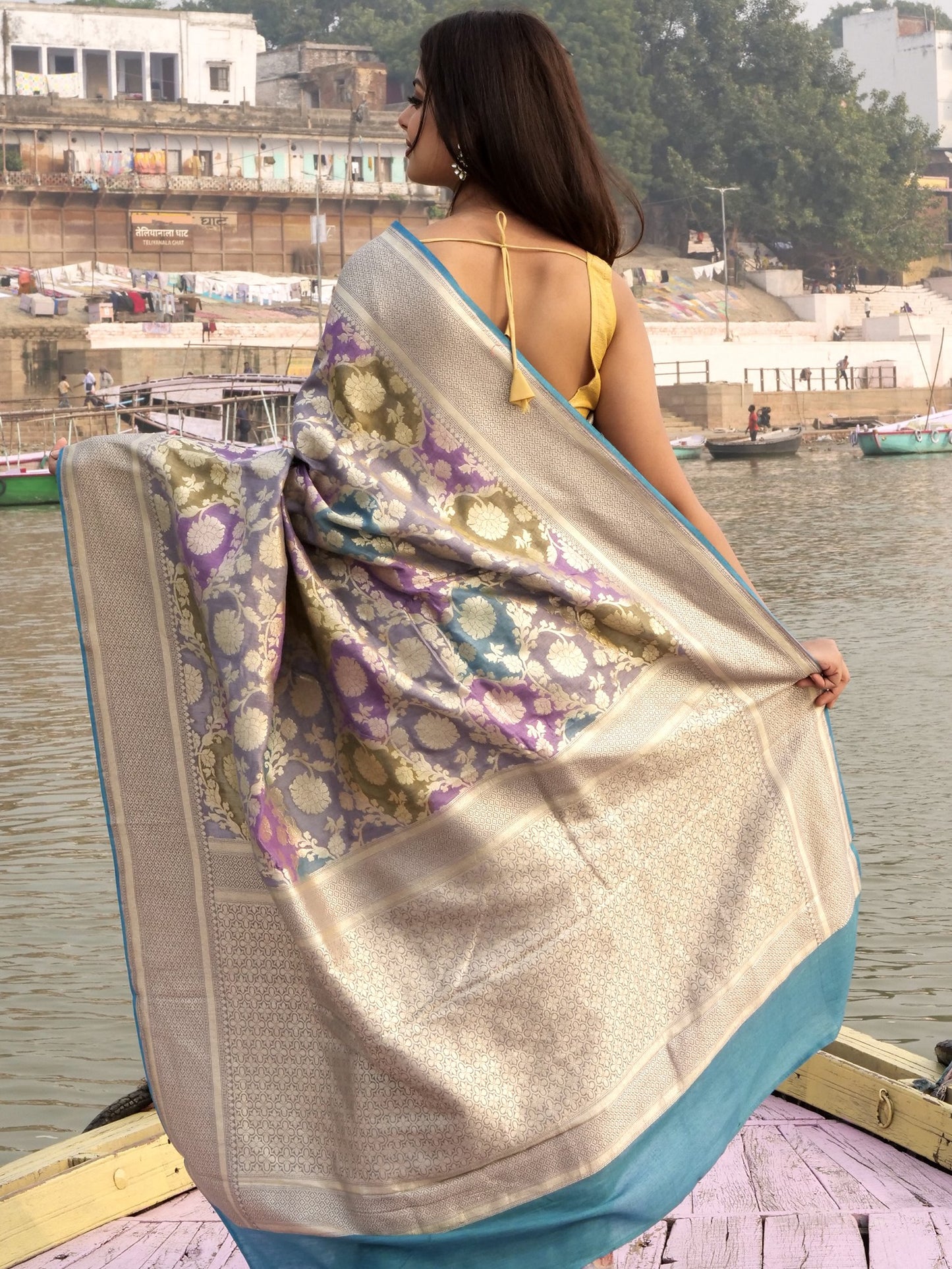 Banarasi Handloom Pure Moonga Silk Brush Dye Saree