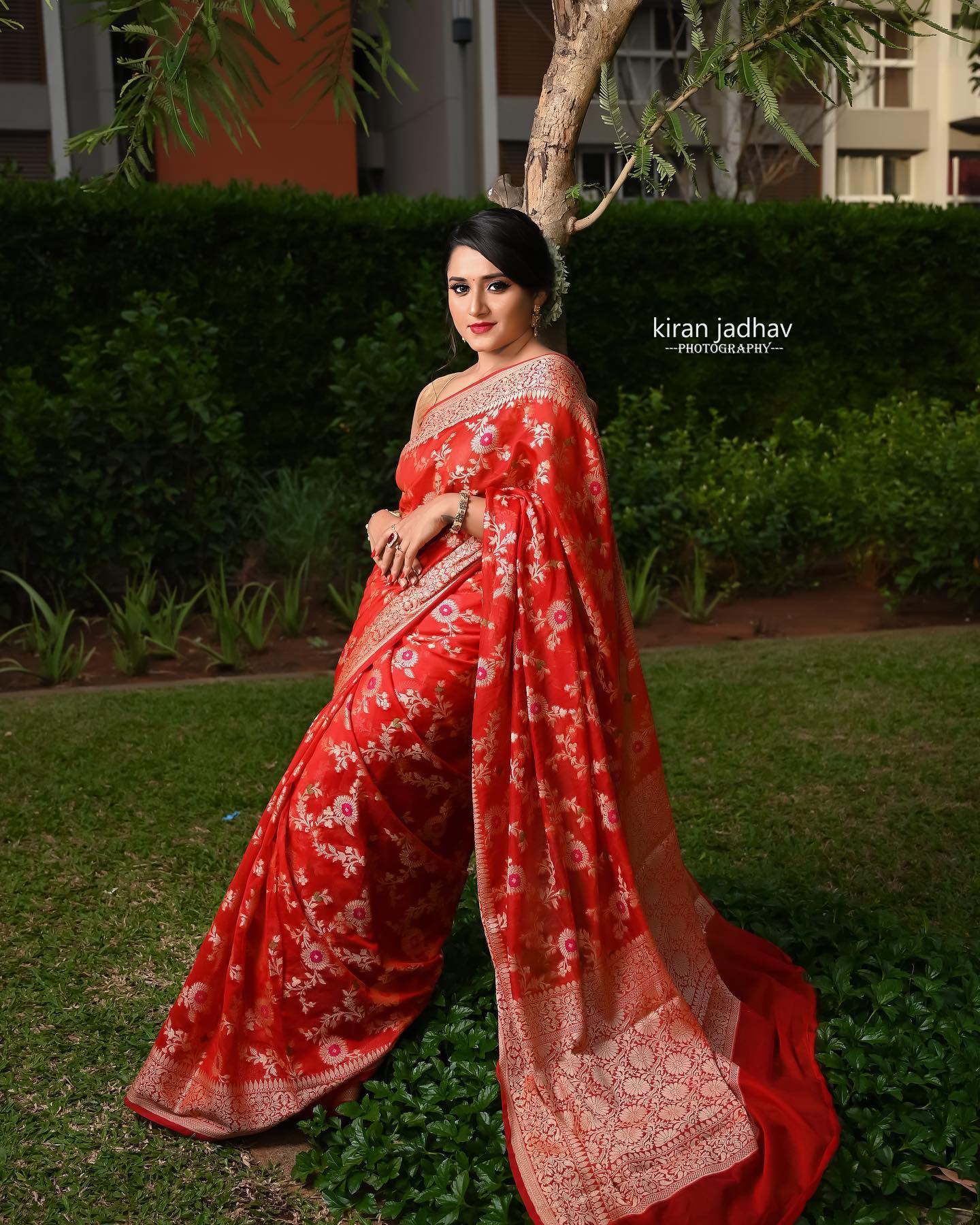banarasi khaddi georgette soft silk red color tilfi meenakari weaving saree