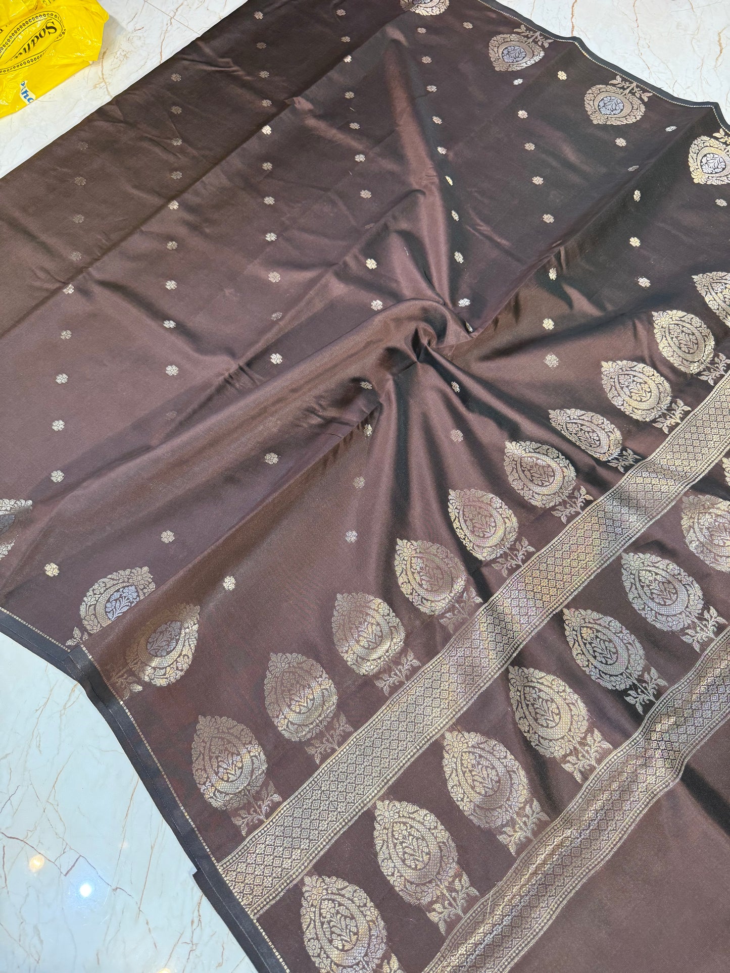 Banarasi Handloom Raw Mnago Soft Silk Saree