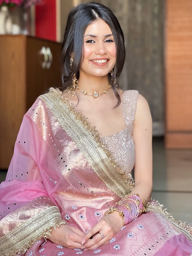 Banarasi Handloom Pearl Work Kora Silk Saree