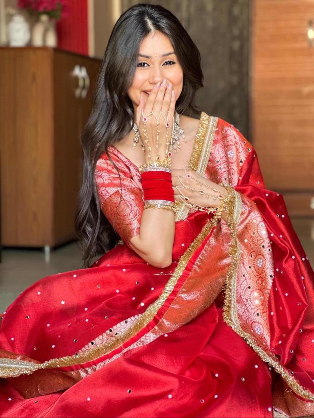 Banarasi Mirror Work Tissue Silk Saree