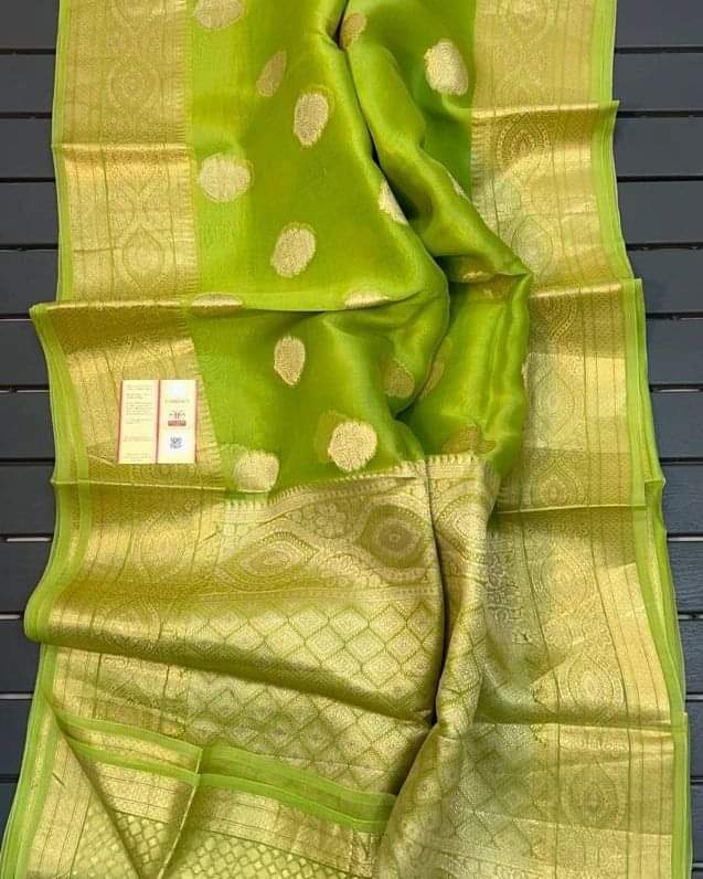 Banarasi Handloom Soft Kora Silk Saree